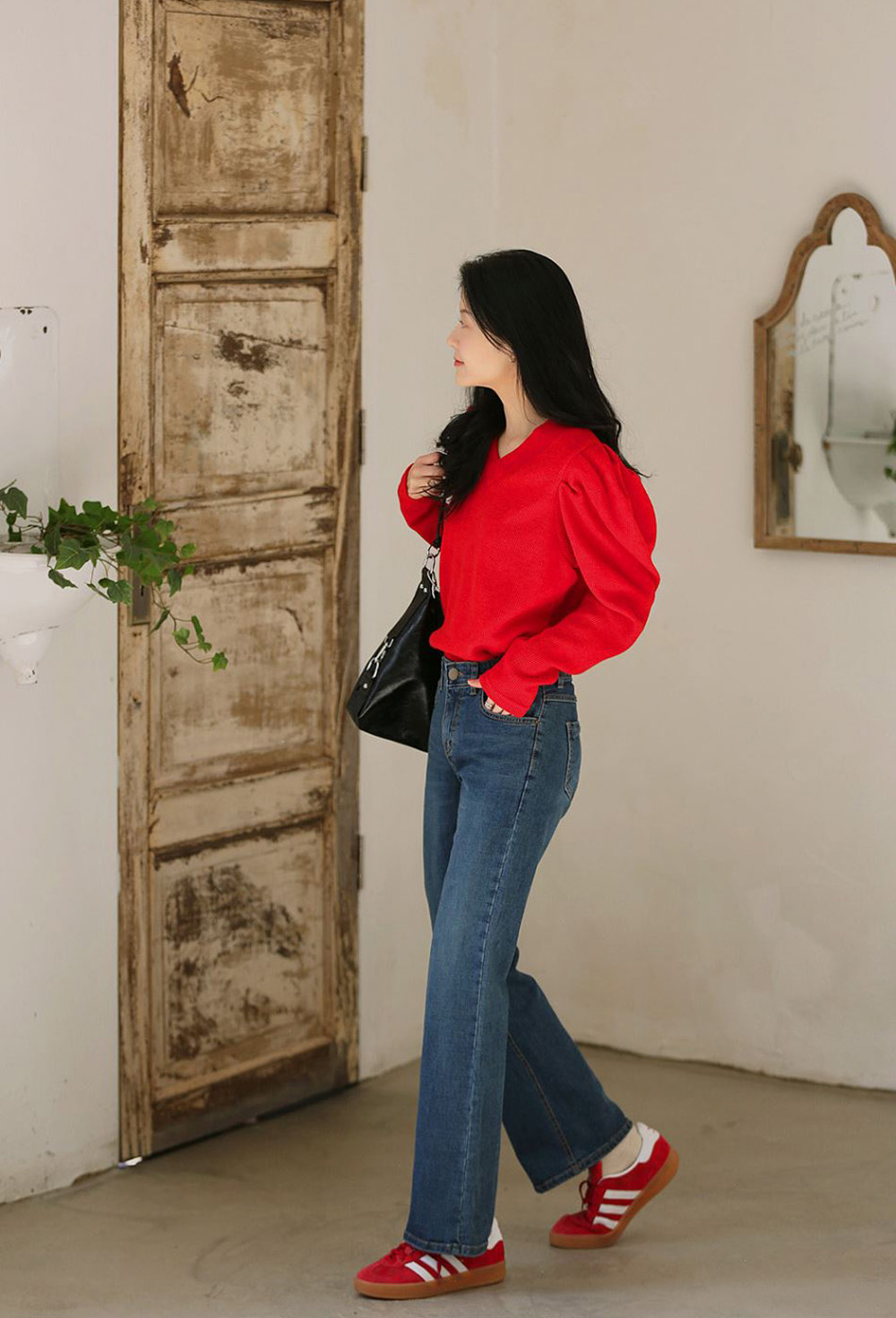 簡約柔美V領針織上衣,KOREA,348249,簡約柔美V領針織上衣,領500,999免運