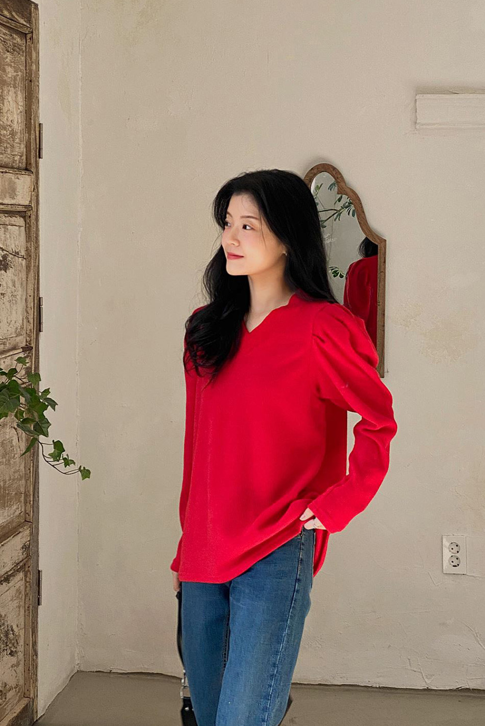 簡約柔美V領針織上衣,KOREA,348249,簡約柔美V領針織上衣,領500,999免運