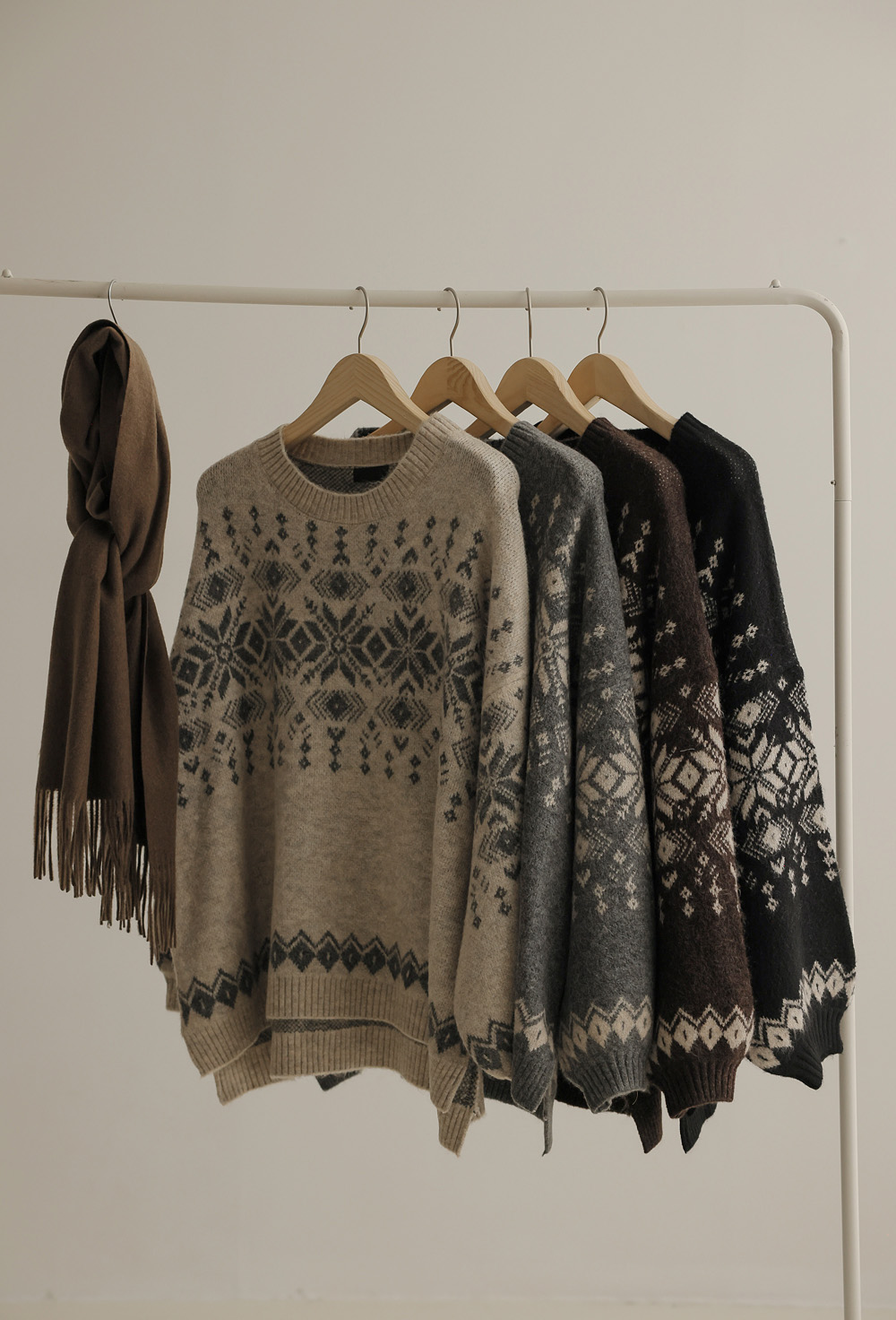 北歐風側開衩針織上衣,KOREA,348314,北歐風側開衩針織上衣,領500,999免運