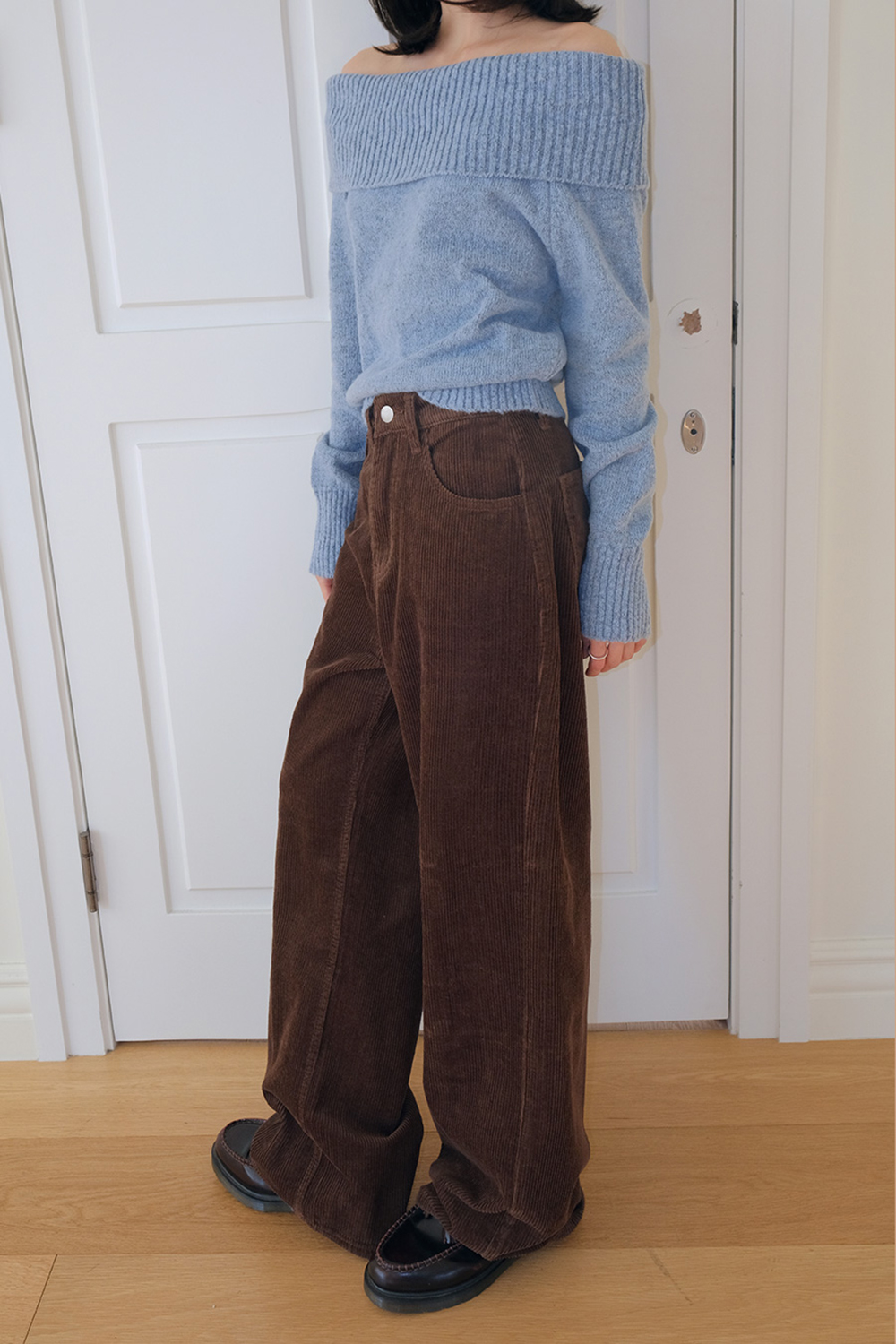 露肩一字領針織上衣,KOREA,347804,露肩一字領針織上衣,999免運,領500