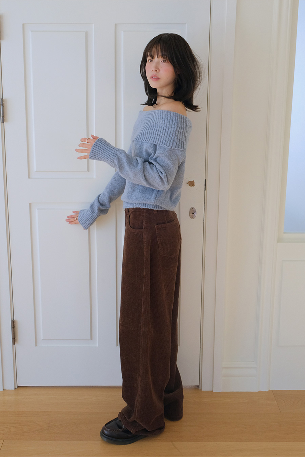 露肩一字領針織上衣,KOREA,347804,露肩一字領針織上衣,999免運,領500