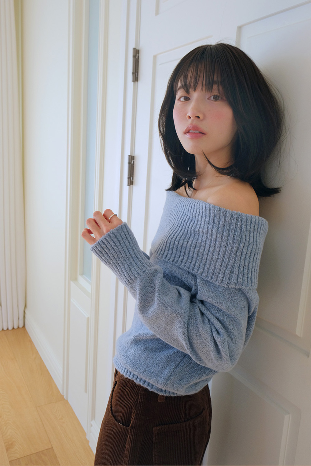 露肩一字領針織上衣,KOREA,347804,露肩一字領針織上衣,999免運,領500