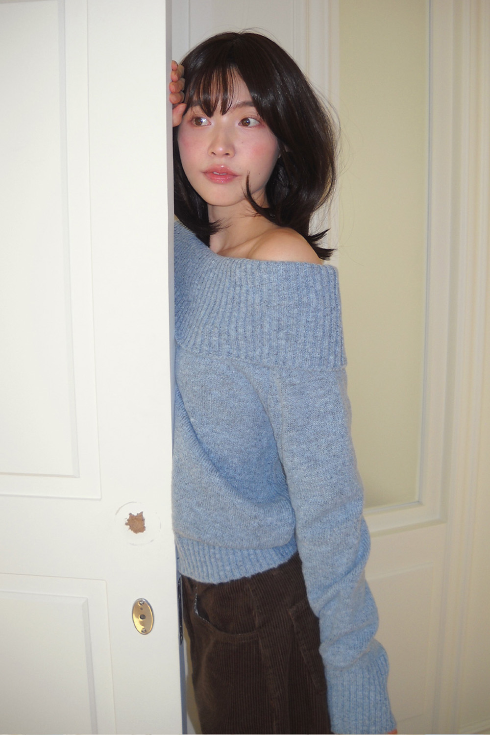 露肩一字領針織上衣,KOREA,347804,露肩一字領針織上衣,999免運,領500