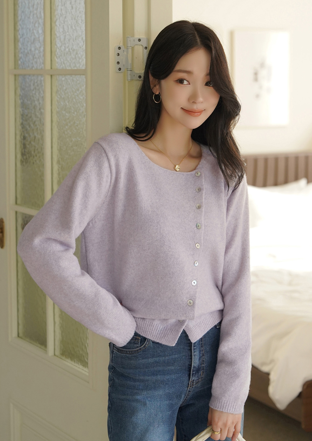 斜釦設計圓領針織上衣,KOREA,351199,斜釦設計圓領針織上衣,領500,999免運