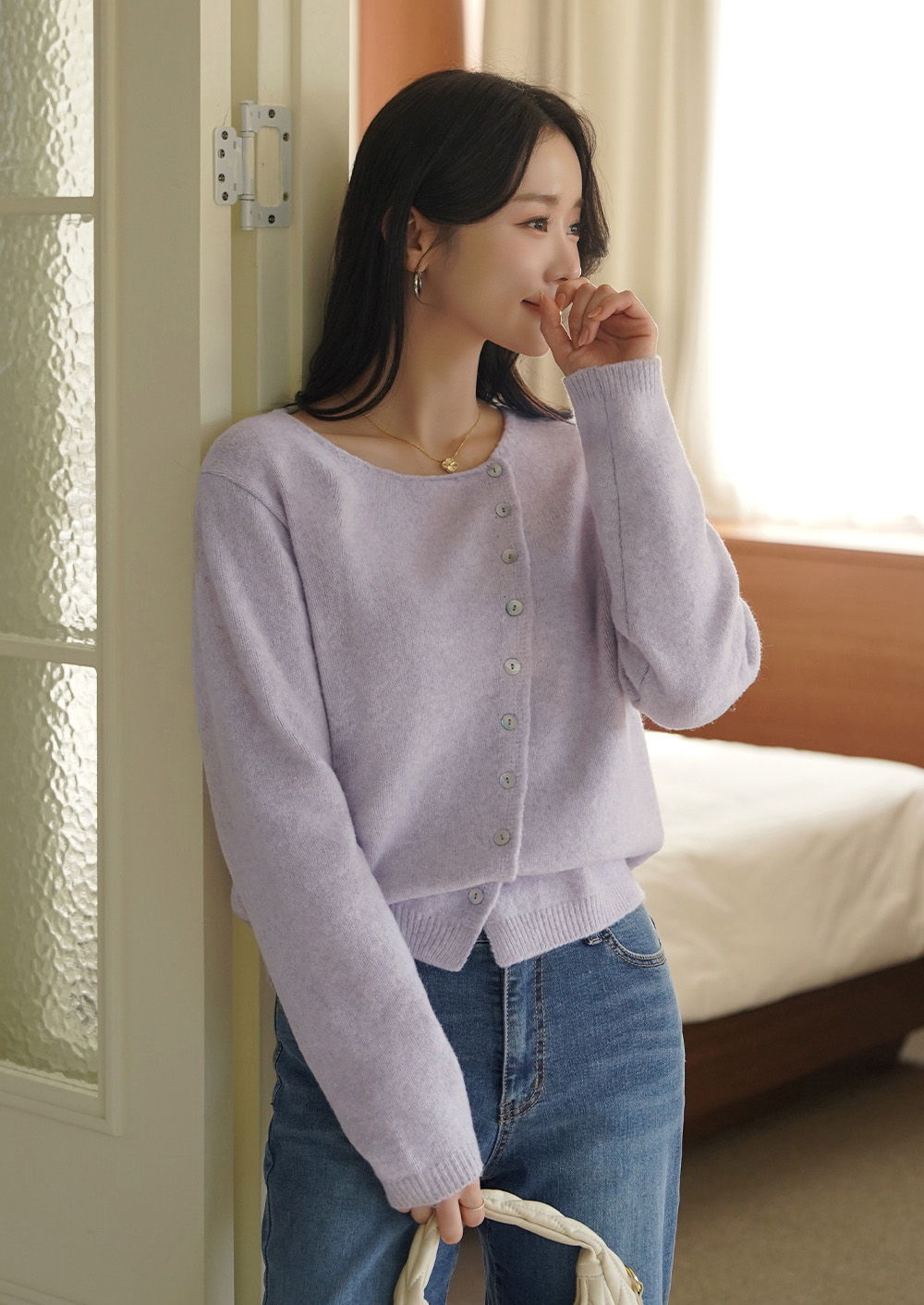 斜釦設計圓領針織上衣,KOREA,351199,斜釦設計圓領針織上衣,領500,999免運