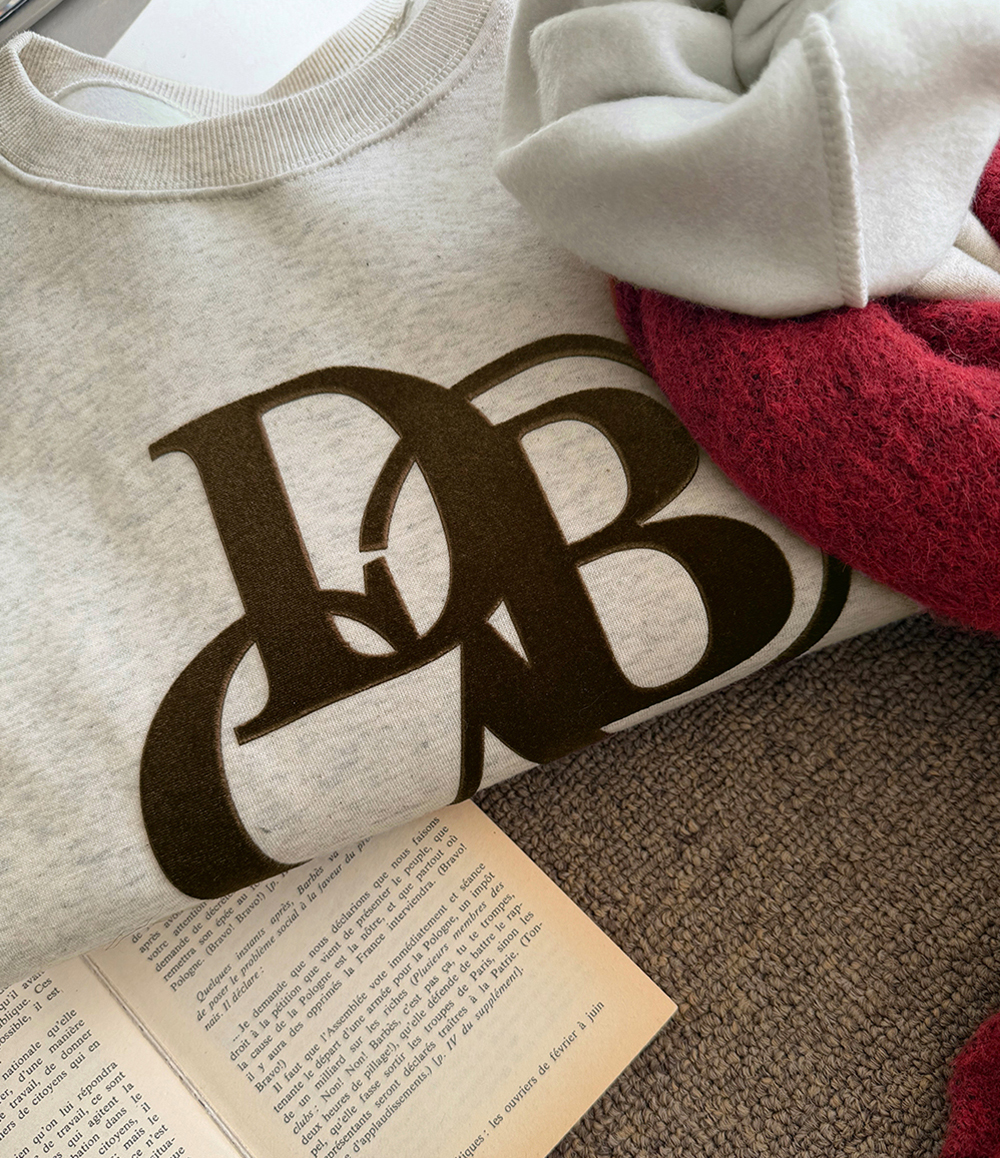 天鵝絨字母內刷毛上衣,KOREA,349960,天鵝絨字母內刷毛上衣,周新品優惠,NEWARRIVAL