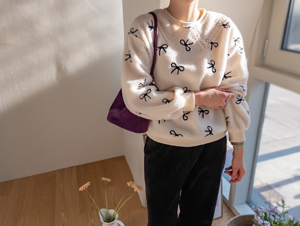 柔軟絨面蝴蝶結上衣,KOREA,349982,柔軟絨面蝴蝶結上衣,領500,999免運