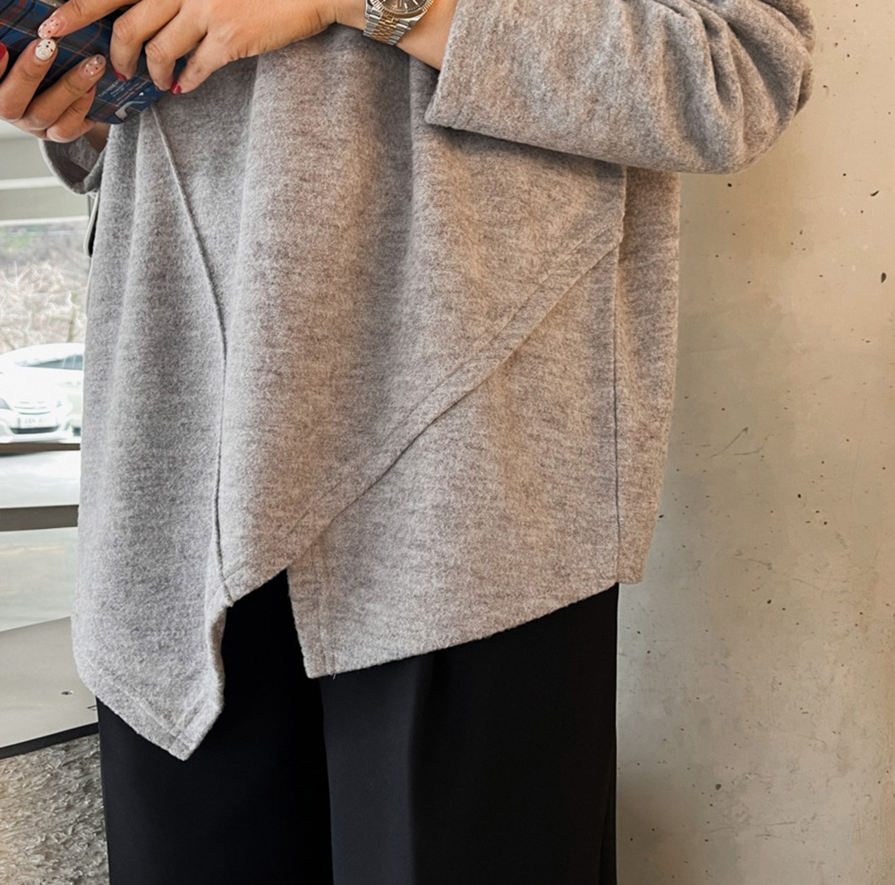 斜裁前開衩高領上衣,KOREA,350273,斜裁前開衩高領上衣,周新品優惠,NEWARRIVAL