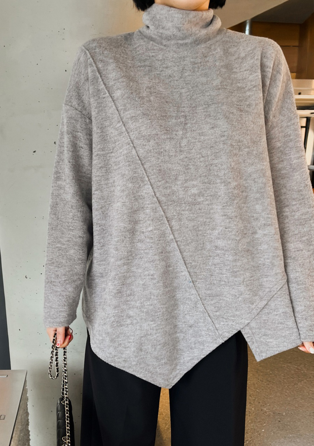 斜裁前開衩高領上衣,KOREA,350273,斜裁前開衩高領上衣,周新品優惠,NEWARRIVAL