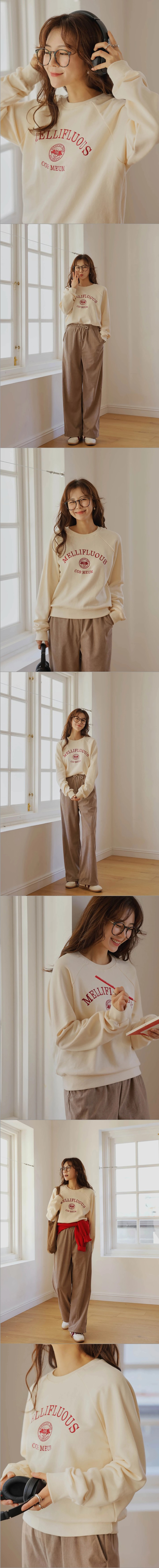 簡約字母刺繡圓領上衣,KOREA,351074,簡約字母刺繡圓領上衣,999免運,周新品優惠