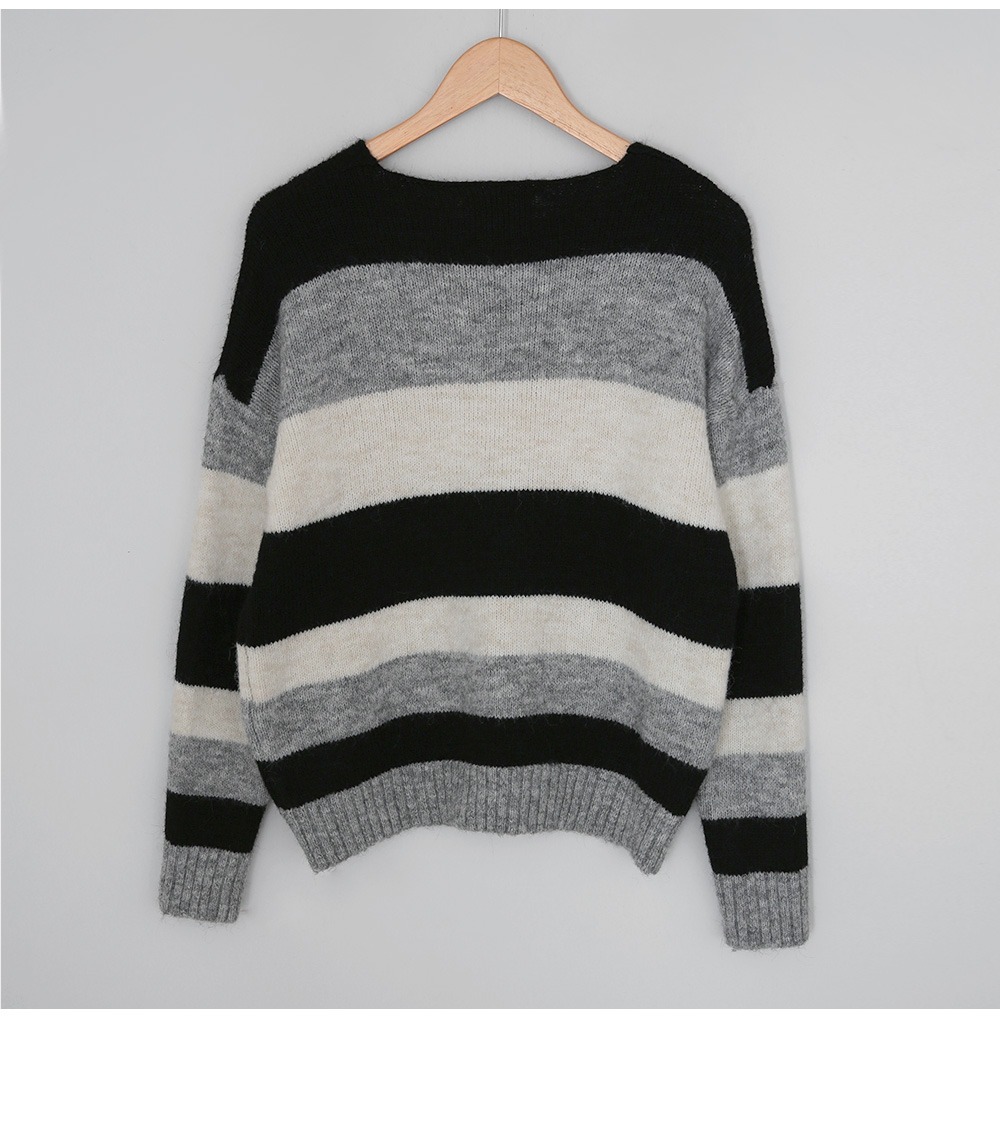 條紋V領落肩針織上衣,KOREA,351213,條紋V領落肩針織上衣,周新品優惠,NEWARRIVAL