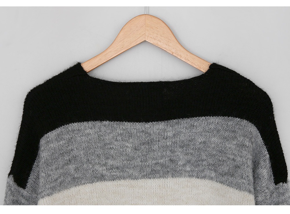 條紋V領落肩針織上衣,KOREA,351213,條紋V領落肩針織上衣,周新品優惠,NEWARRIVAL