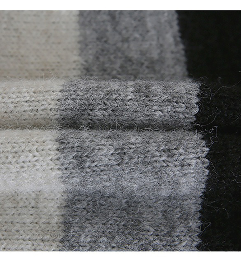 條紋V領落肩針織上衣,KOREA,351213,條紋V領落肩針織上衣,周新品優惠,NEWARRIVAL