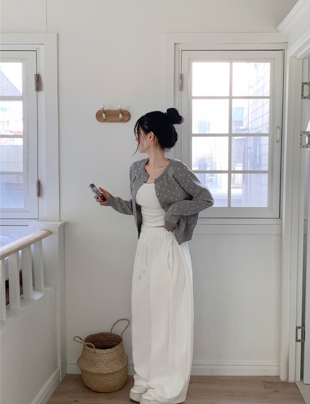 滿版點點圓領針織外套,KOREA,354692,滿版點點圓領針織外套,領500,999免運