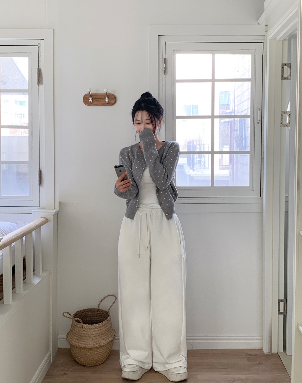 滿版點點圓領針織外套,KOREA,354692,滿版點點圓領針織外套,領500,999免運