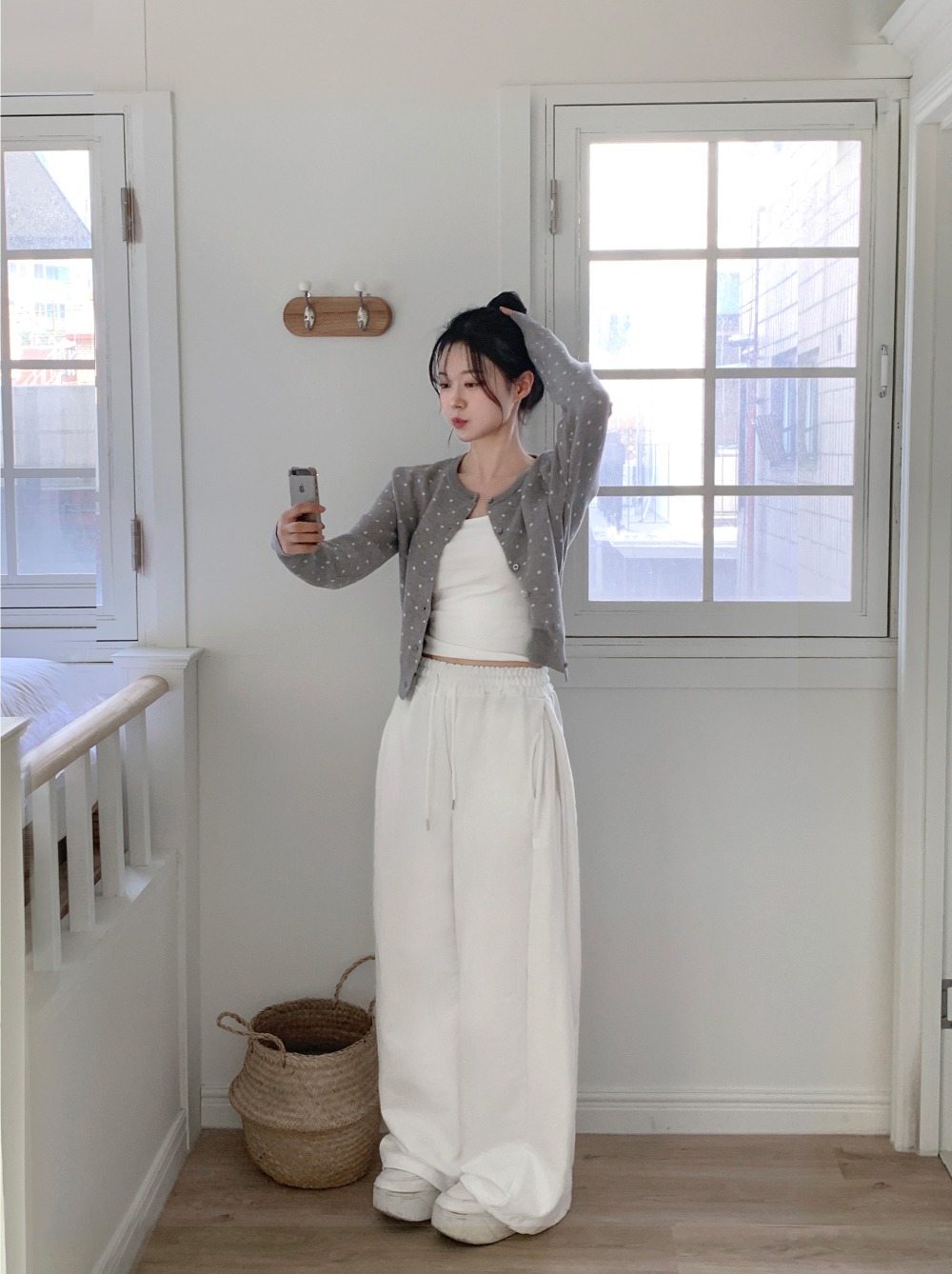 滿版點點圓領針織外套,KOREA,354692,滿版點點圓領針織外套,領500,999免運