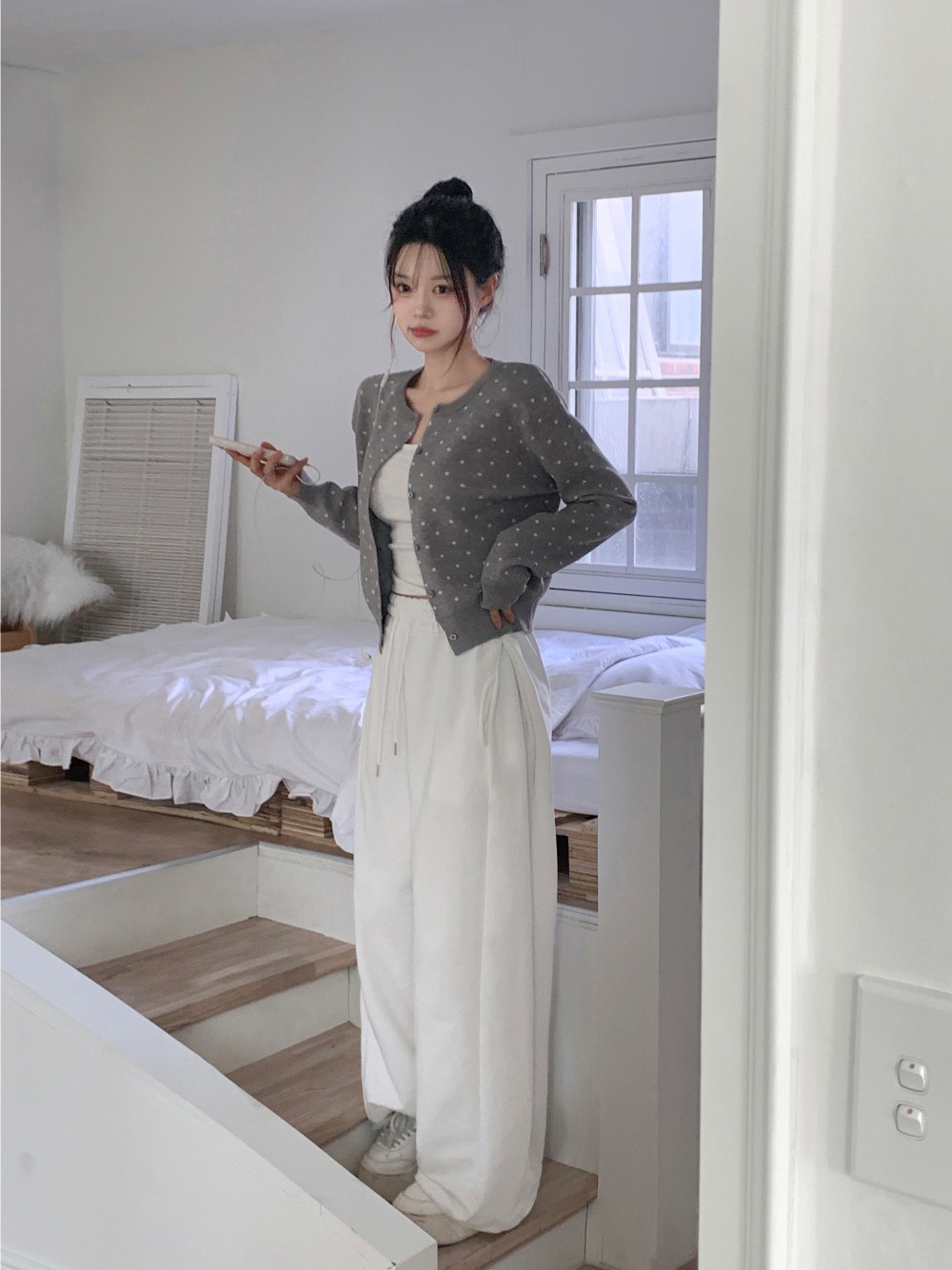 滿版點點圓領針織外套,KOREA,354692,滿版點點圓領針織外套,領500,999免運