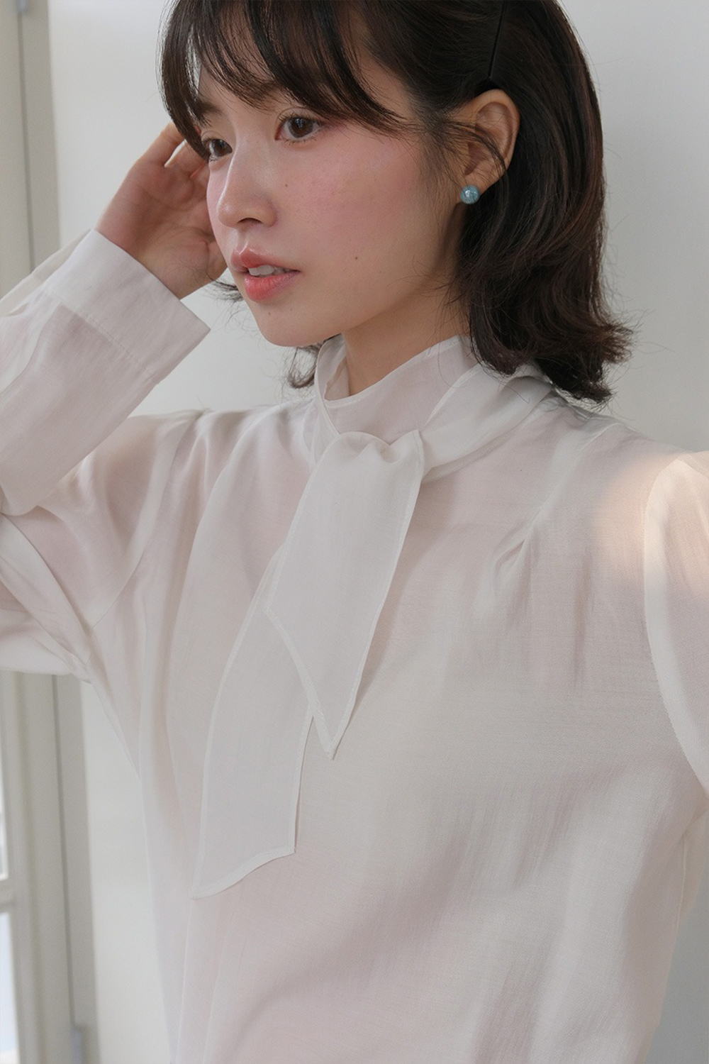 優雅立領綁帶襯衫,KOREA,354724,優雅立領綁帶襯衫,領500,999免運