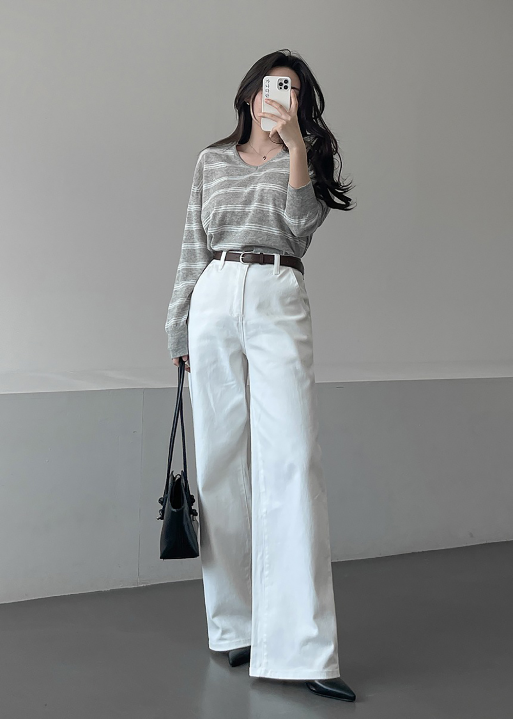 V領條紋針織上衣,KOREA,354837,V領條紋針織上衣,領500,999免運