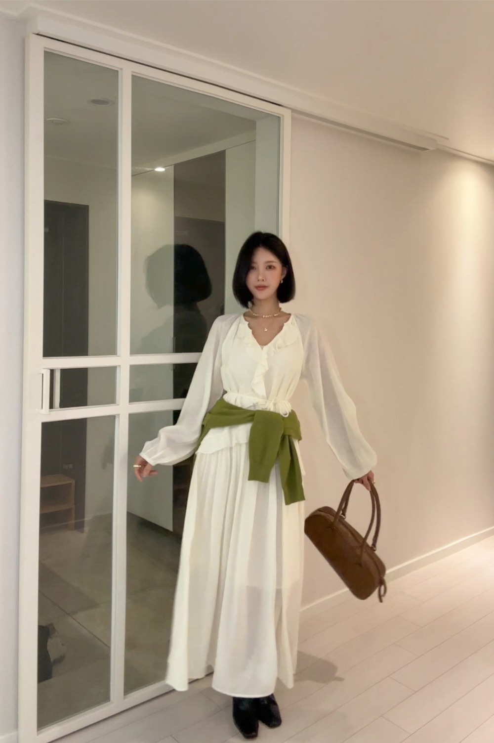 荷葉邊雪紡V領長洋裝,KOREA,353945,荷葉邊雪紡V領長洋裝,周新品優惠,NEWARRIVAL