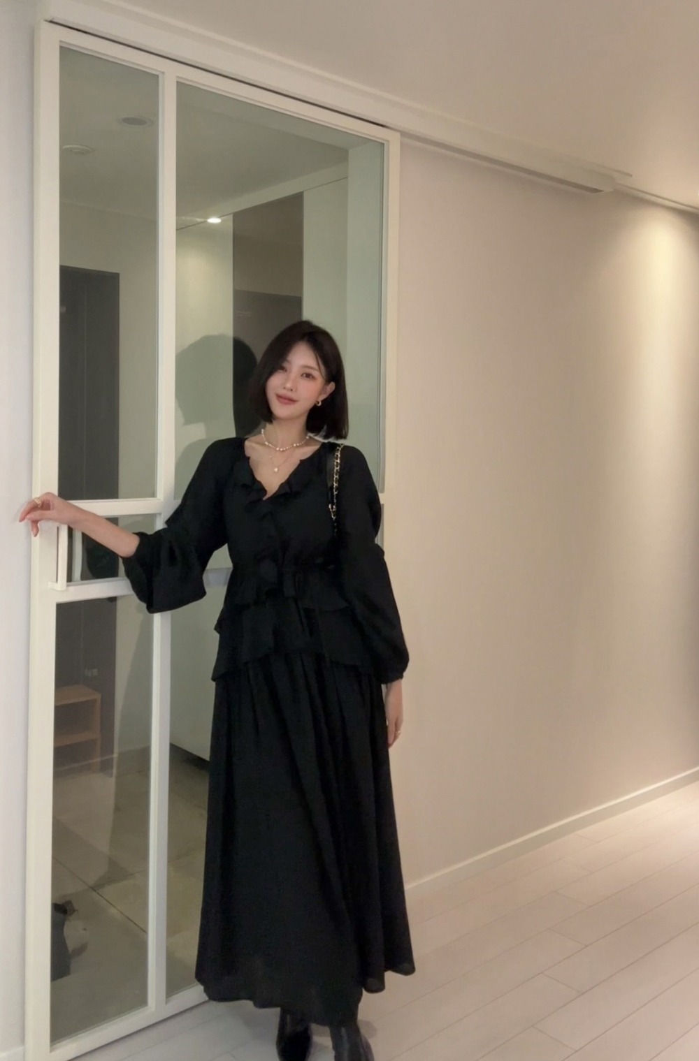 荷葉邊雪紡V領長洋裝,KOREA,353945,荷葉邊雪紡V領長洋裝,周新品優惠,NEWARRIVAL