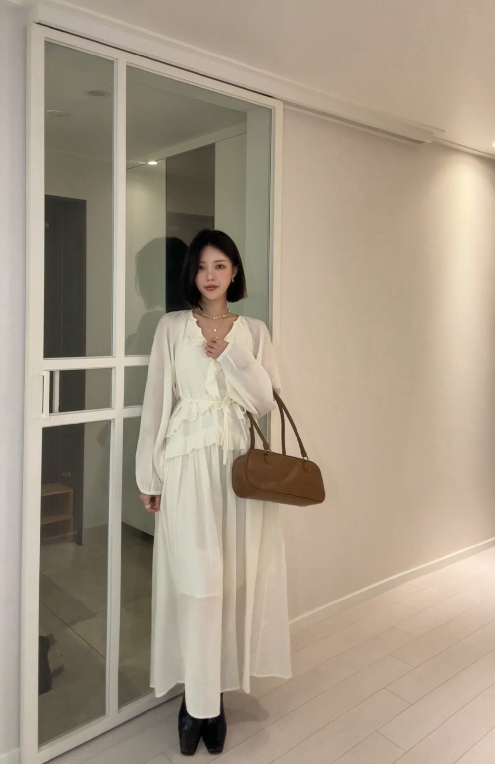 荷葉邊雪紡V領長洋裝,KOREA,353945,荷葉邊雪紡V領長洋裝,周新品優惠,NEWARRIVAL