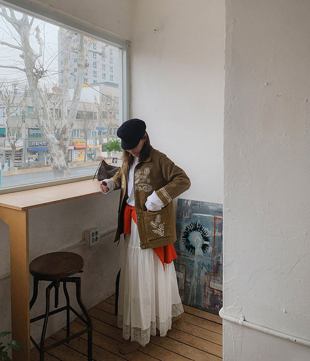 復古蕾絲拼接蛋糕長裙,KOREA,355840,復古蕾絲拼接蛋糕長裙,領500,999免運