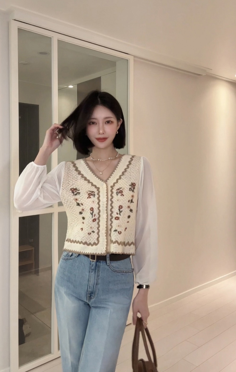 假兩件花卉刺繡上衣,KOREA,355936,假兩件花卉刺繡上衣,領500,999免運