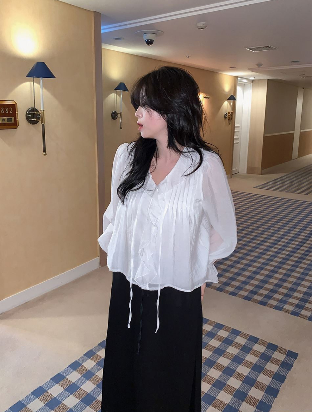 溫柔系荷葉邊V領襯衫,KOREA,355968,溫柔系荷葉邊V領襯衫,周新品優惠,NEWARRIVAL