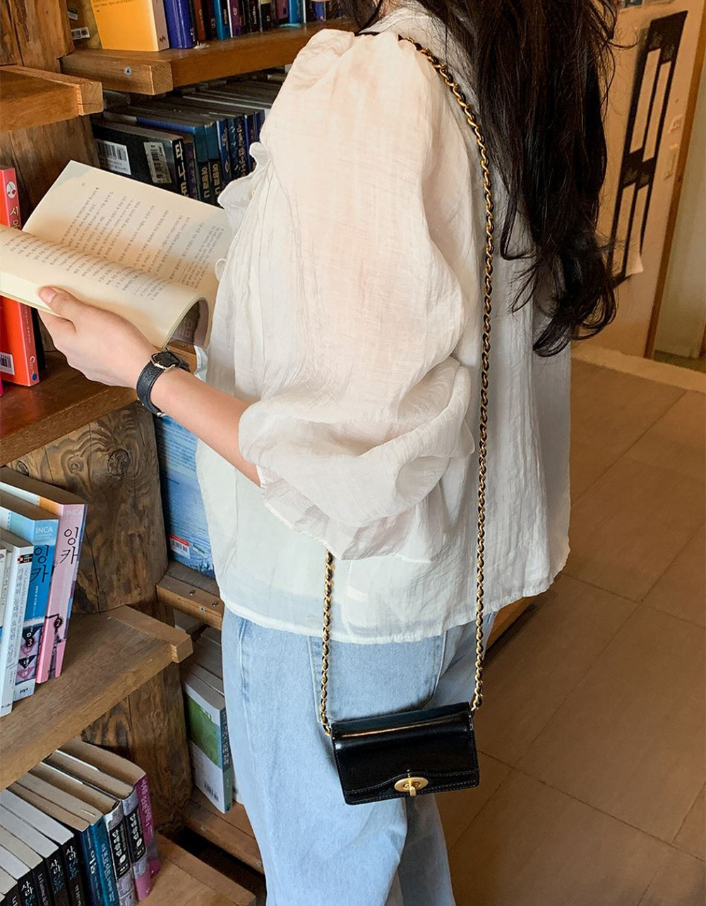 溫柔系荷葉邊V領襯衫,KOREA,355968,溫柔系荷葉邊V領襯衫,周新品優惠,NEWARRIVAL