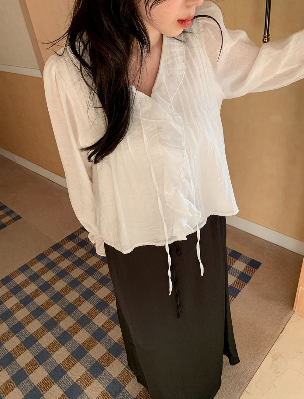 溫柔系荷葉邊V領襯衫,KOREA,355968,溫柔系荷葉邊V領襯衫,周新品優惠,NEWARRIVAL