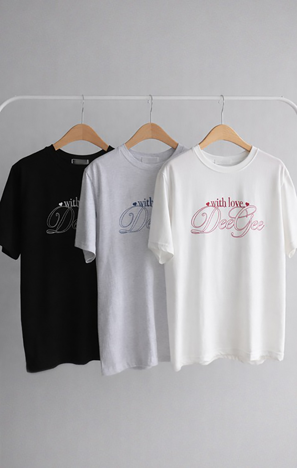 簡約字母設計印花上衣,KOREA,354817,簡約字母設計印花上衣,領500,999免運