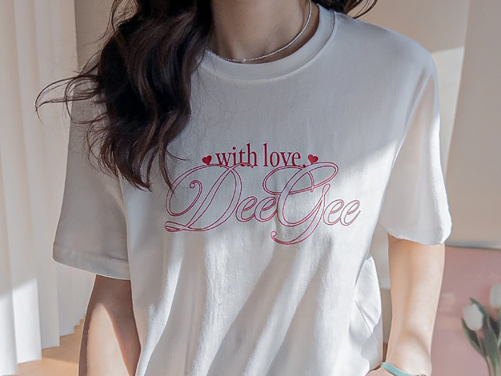 簡約字母設計印花上衣,KOREA,354817,簡約字母設計印花上衣,領500,999免運