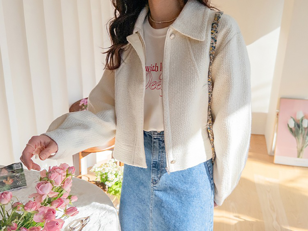 簡約字母設計印花上衣,KOREA,354817,簡約字母設計印花上衣,領500,999免運