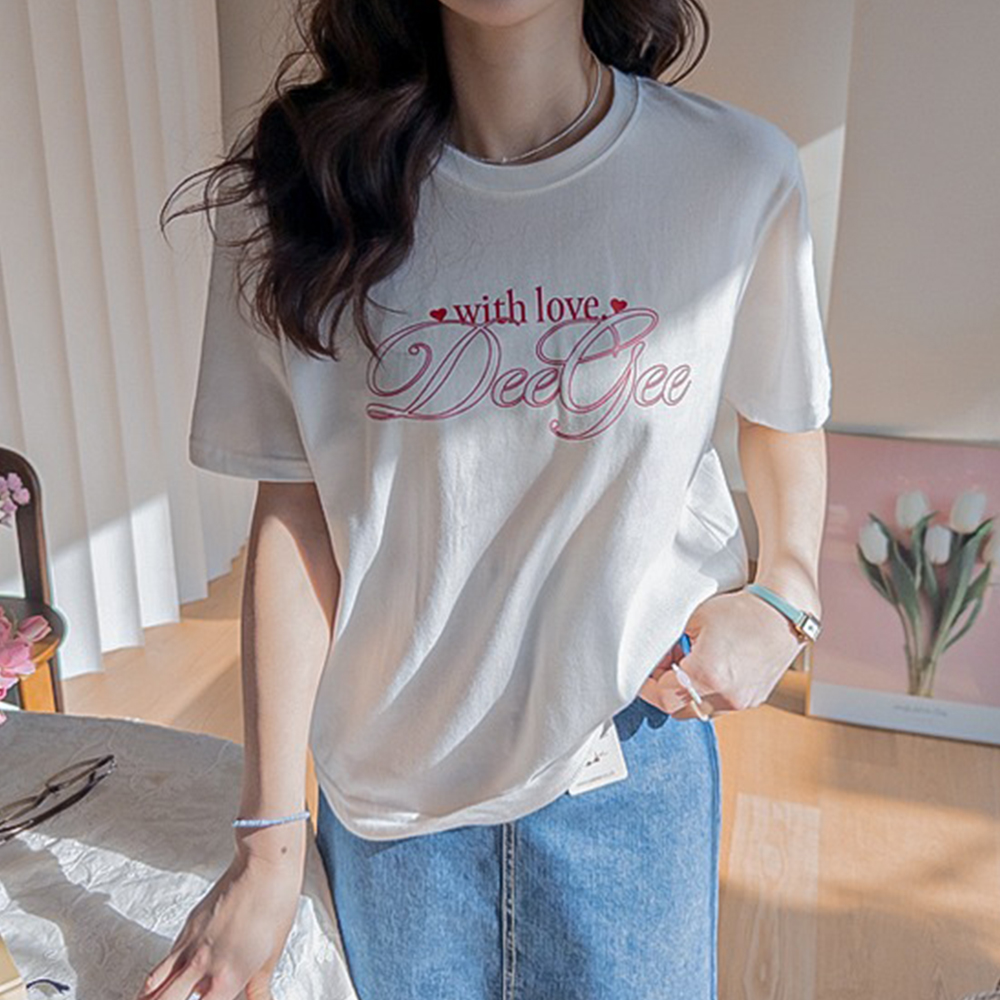 簡約字母設計印花上衣