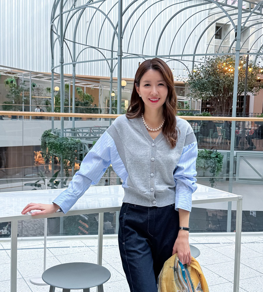 針織拼接設計開襟上衣,KOREA,355319,針織拼接設計開襟上衣,領500,999免運