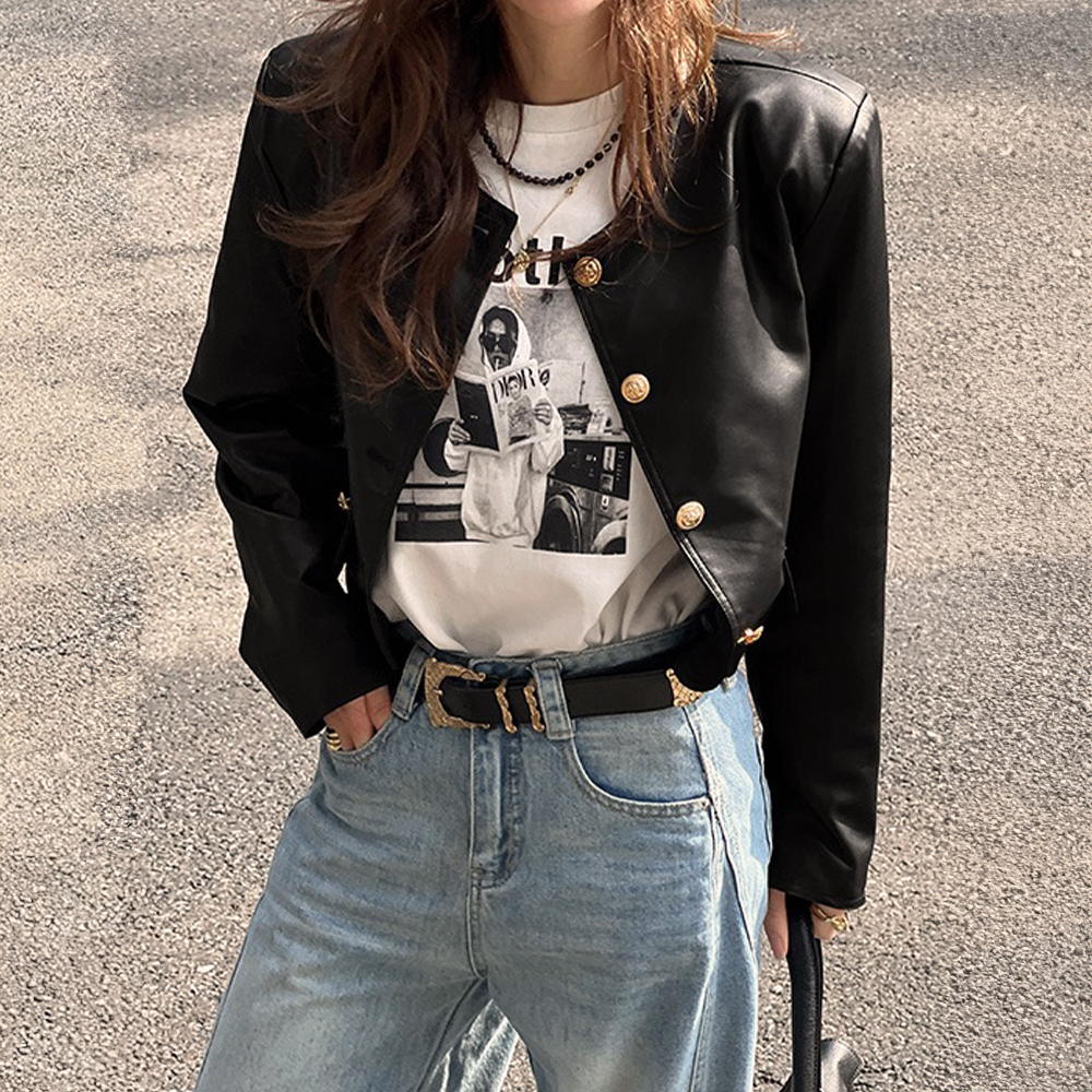 金色釦圓領皮夾克外套