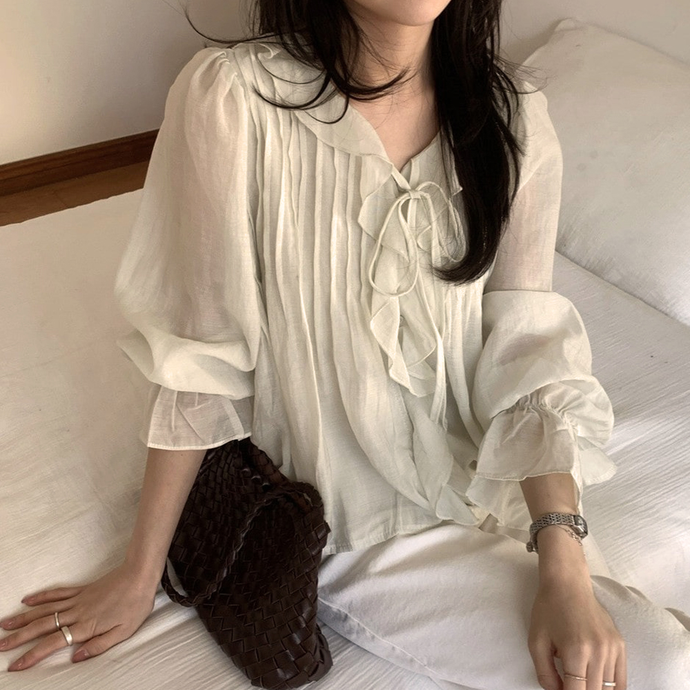 浪漫荷葉邊綁帶襯衫