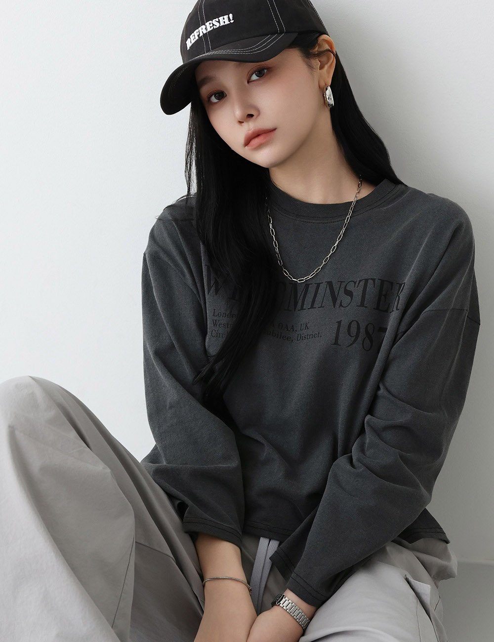 字母印花落肩款上衣,KOREA,358428,字母印花落肩款上衣,領500,999免運