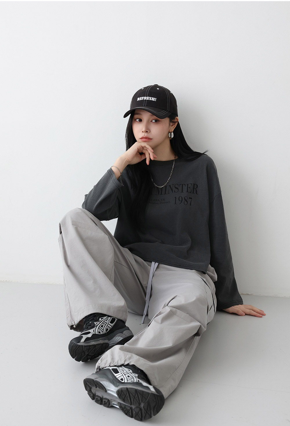 字母印花落肩款上衣,KOREA,358428,字母印花落肩款上衣,領500,999免運