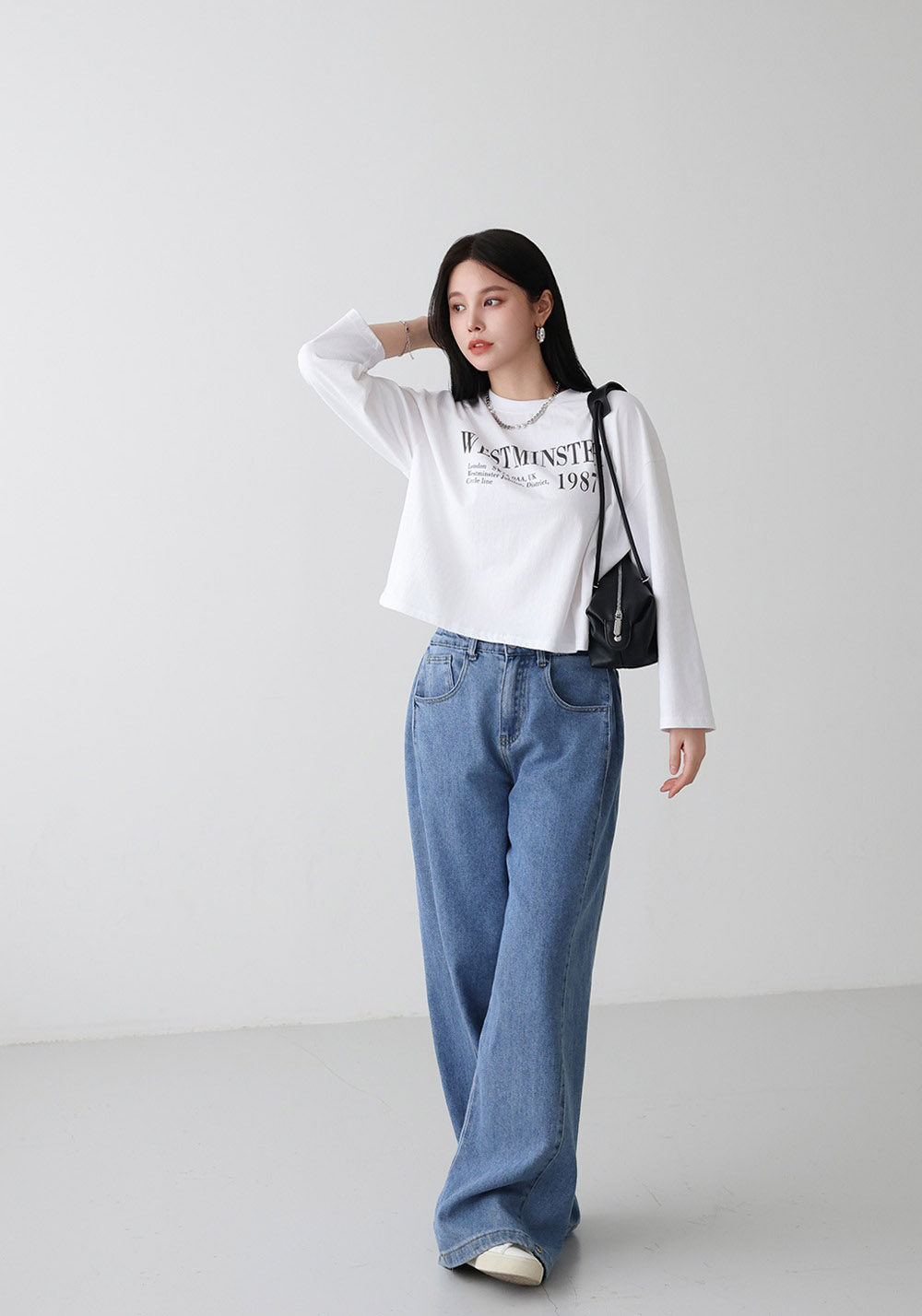 字母印花落肩款上衣,KOREA,358428,字母印花落肩款上衣,領500,999免運