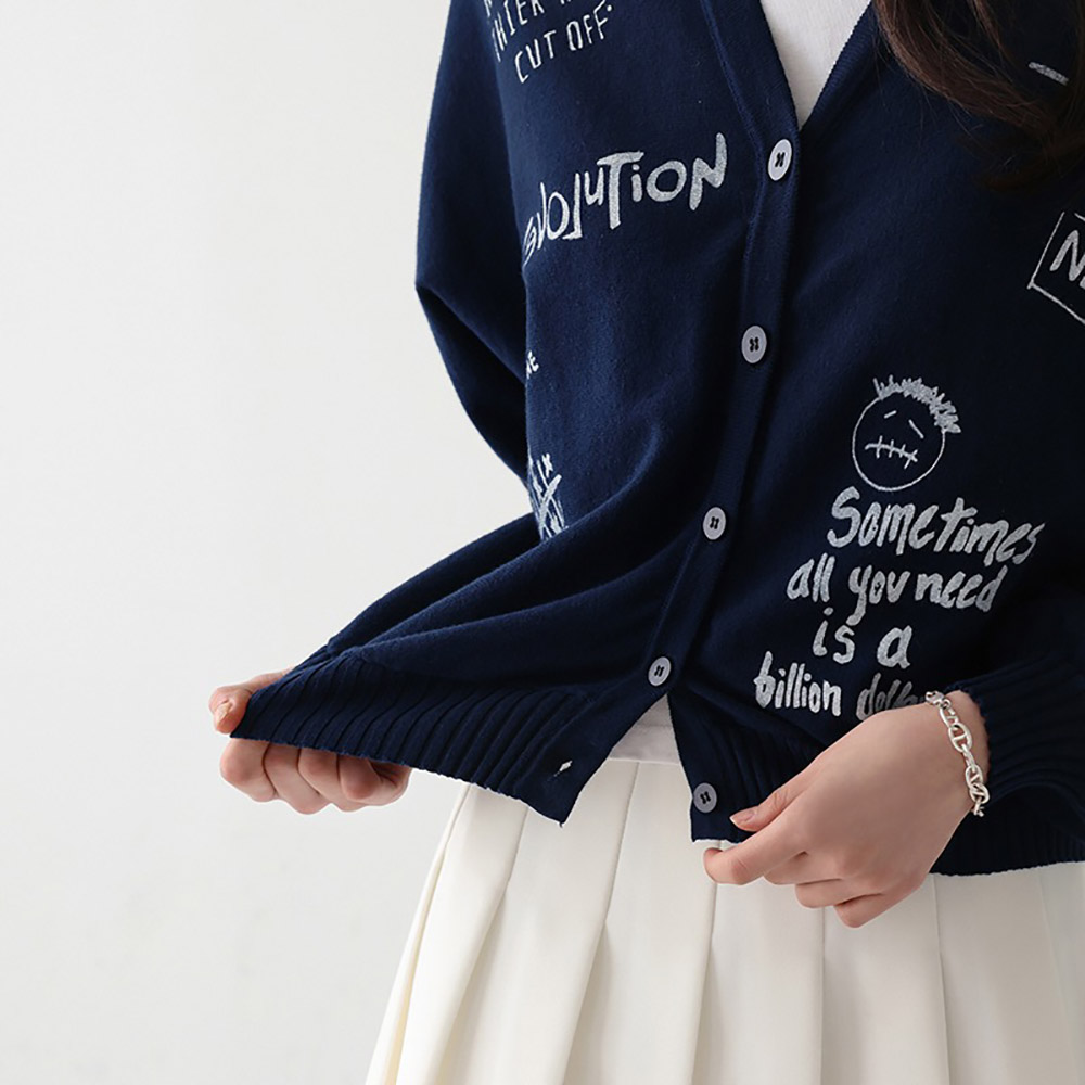 休閒塗鴉印花針織外套,KOREA,357669,休閒塗鴉印花針織外套,周新品優惠,NEWARRIVAL