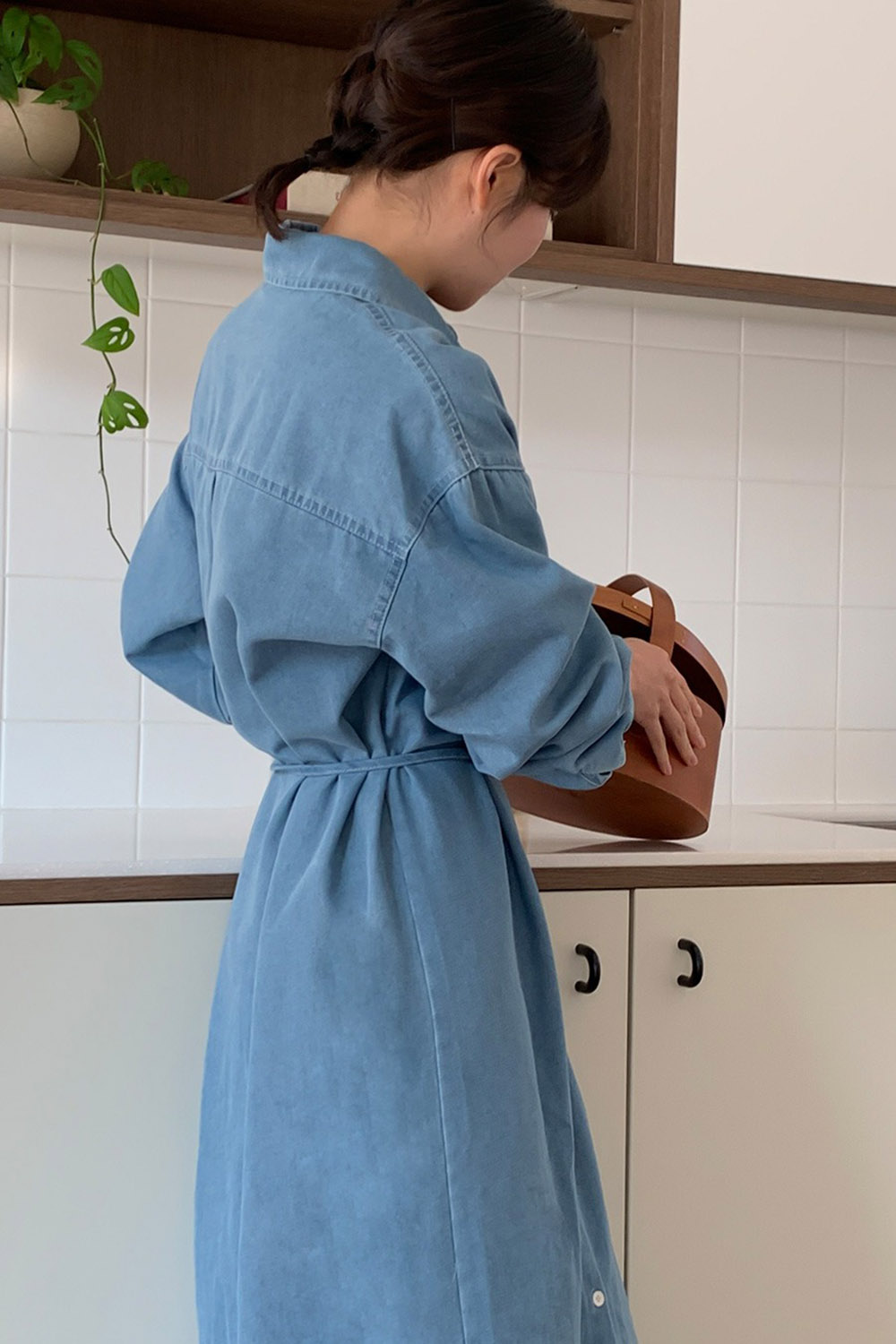 牛仔布襯衫領綁帶洋裝,KOREA,358122,牛仔布襯衫領綁帶洋裝,領500,999免運