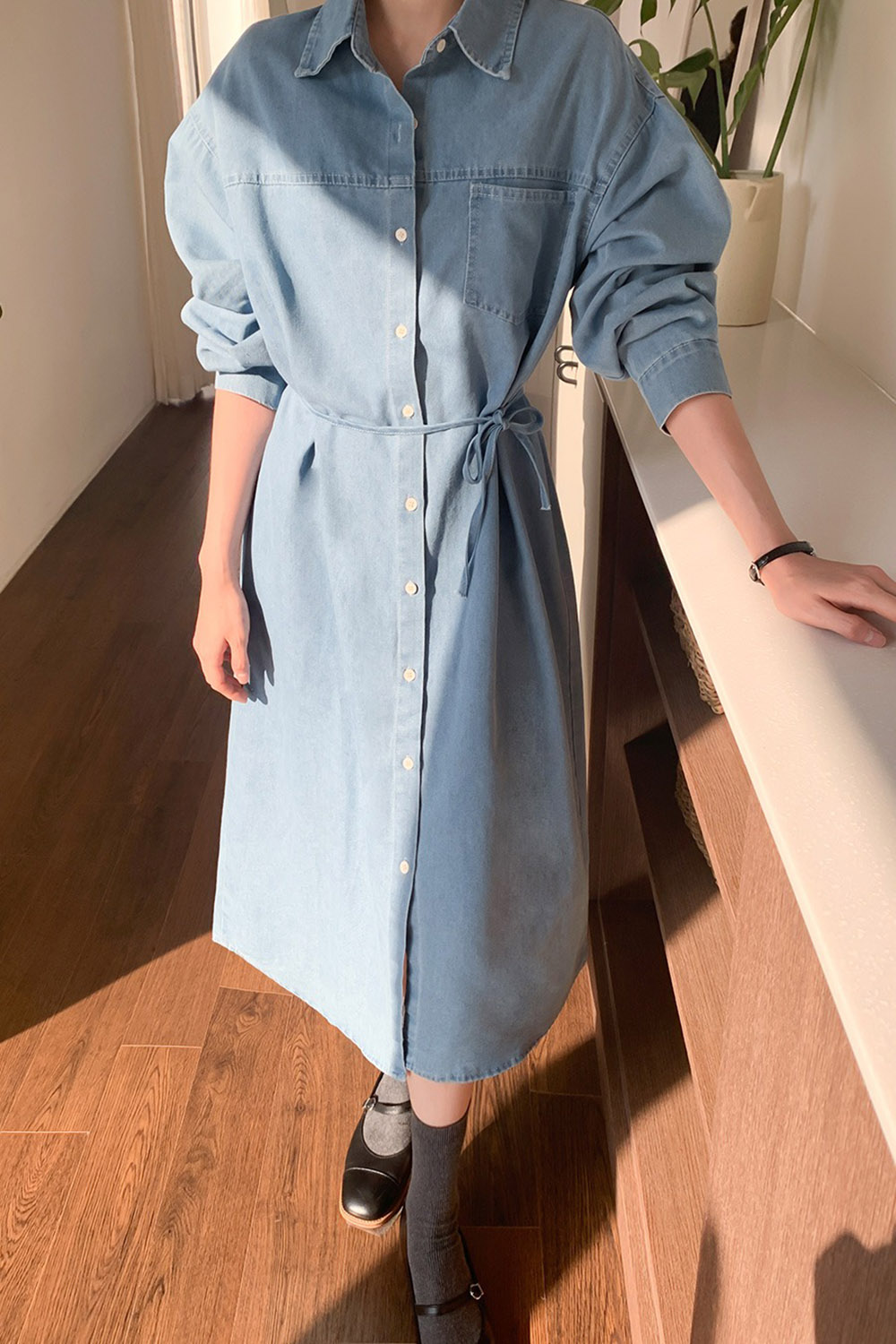 牛仔布襯衫領綁帶洋裝,KOREA,358122,牛仔布襯衫領綁帶洋裝,領500,999免運