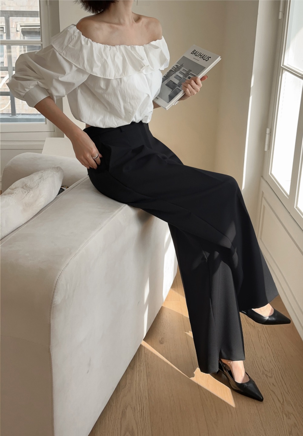 氣質一字荷葉領上衣,KOREA,358847,氣質一字荷葉領上衣,領500,999免運