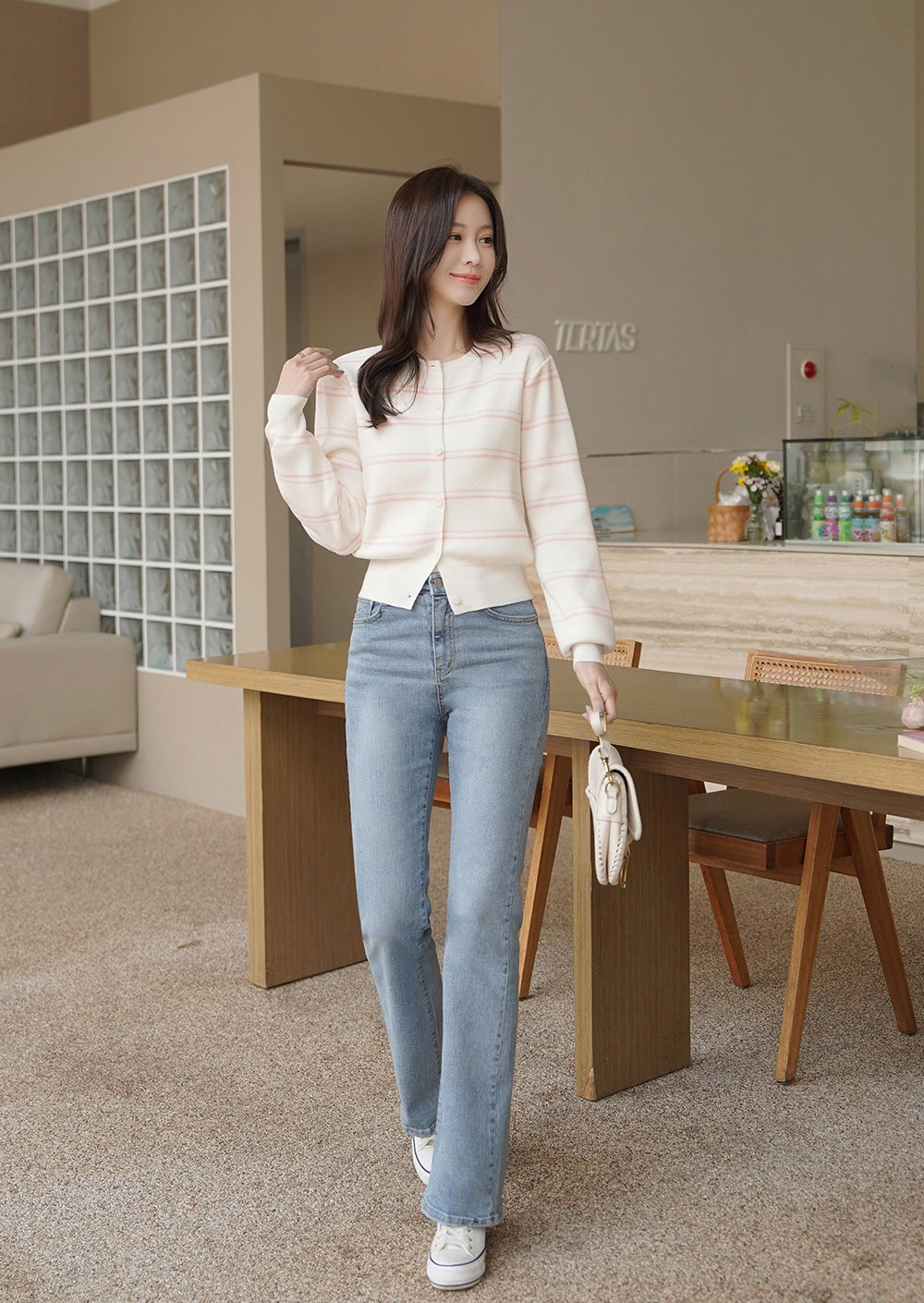 條紋正反兩穿針織上衣,KOREA,358645,條紋正反兩穿針織上衣,周新品優惠,NEWARRIVAL