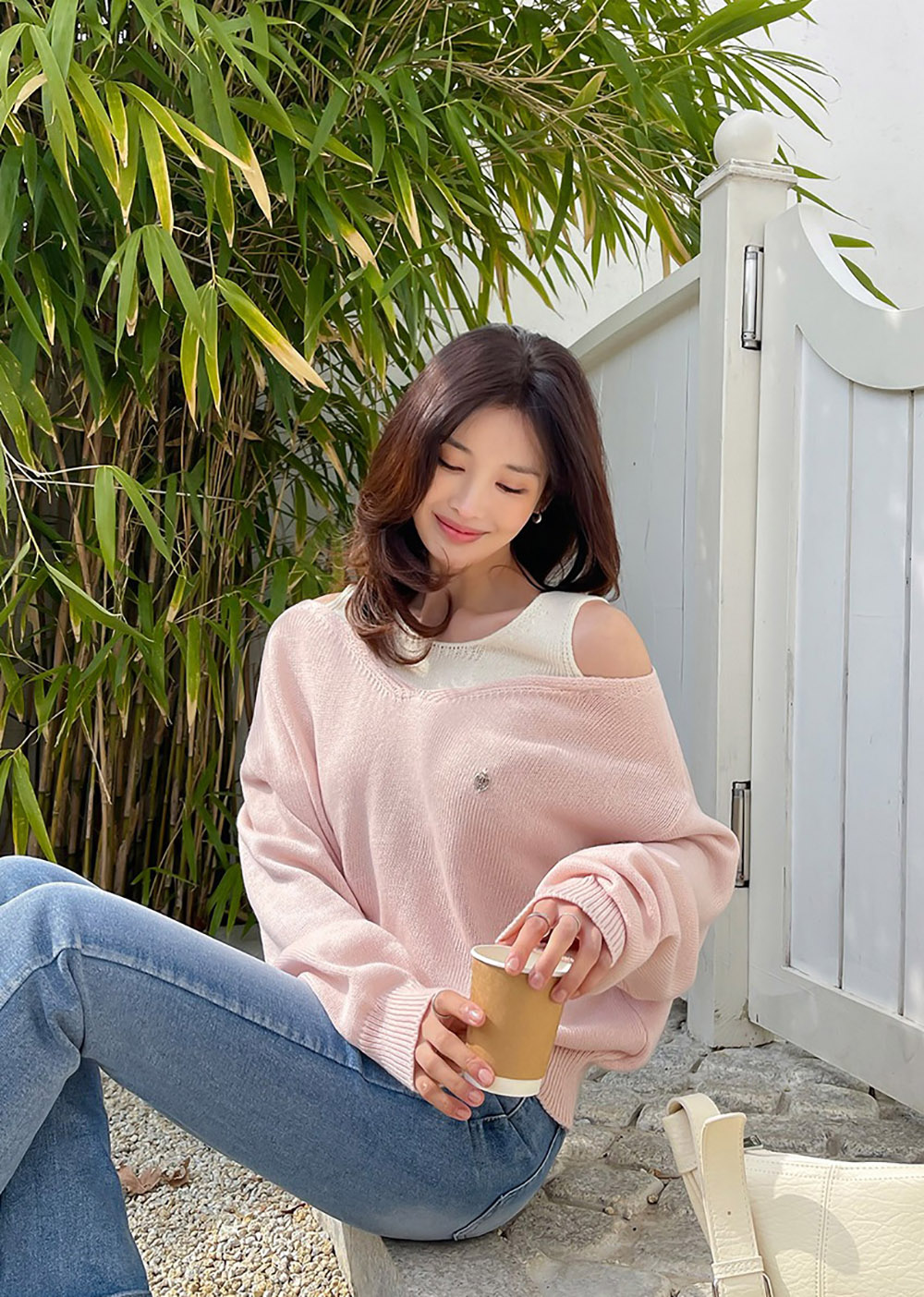 撞色露肩設計針織上衣,KOREA,358709,撞色露肩設計針織上衣,周新品優惠,NEWARRIVAL