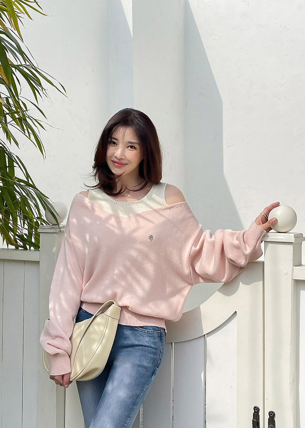 撞色露肩設計針織上衣,KOREA,358709,撞色露肩設計針織上衣,周新品優惠,NEWARRIVAL