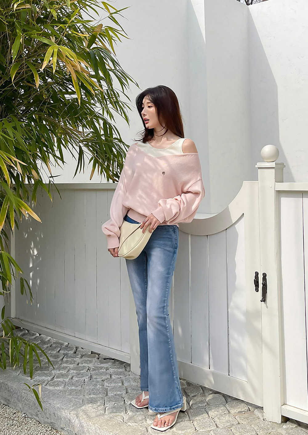 撞色露肩設計針織上衣,KOREA,358709,撞色露肩設計針織上衣,周新品優惠,NEWARRIVAL