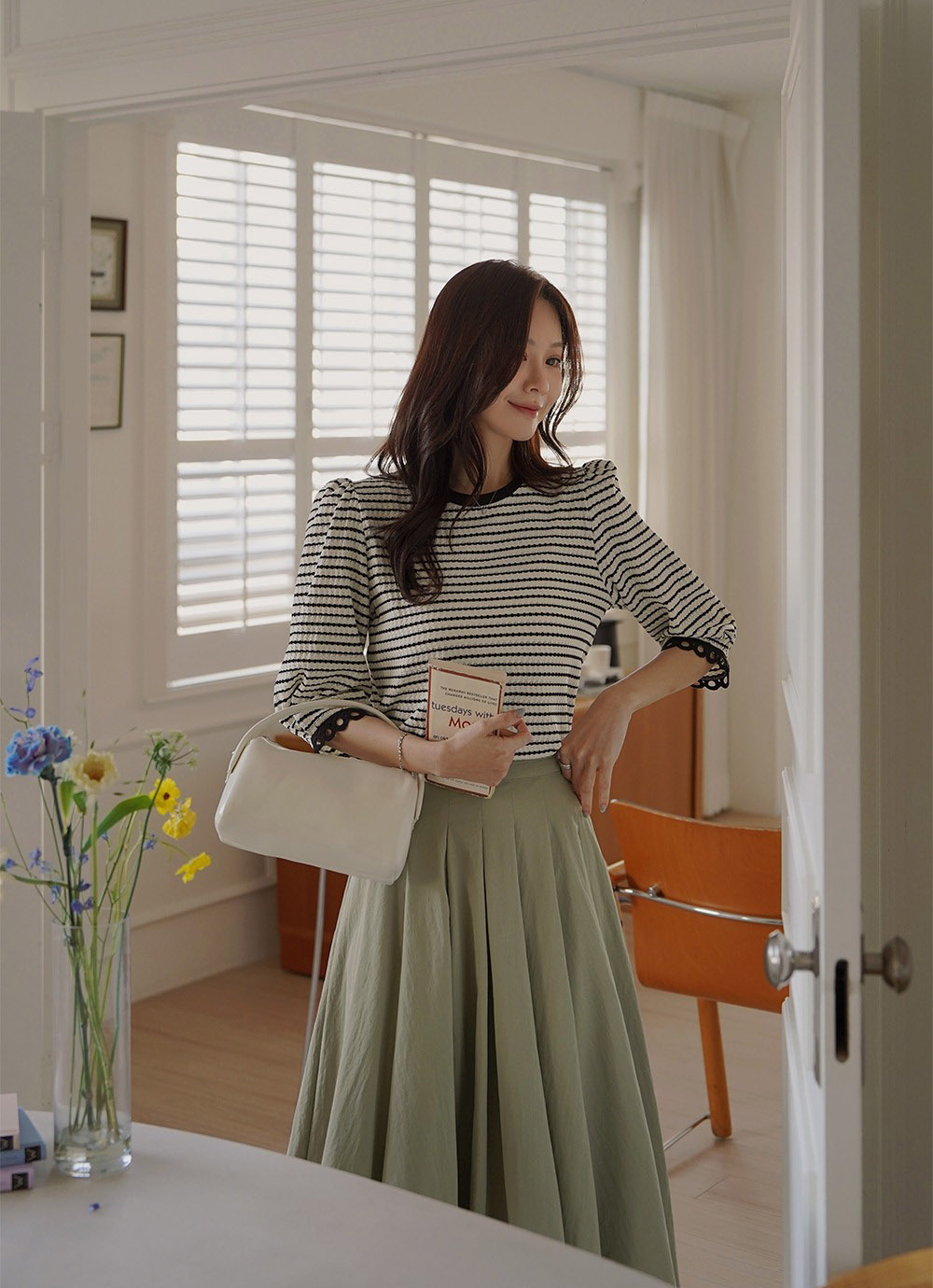 蕾絲袖口氣質條紋上衣,KOREA,358856,蕾絲袖口氣質條紋上衣,周新品優惠,NEWARRIVAL